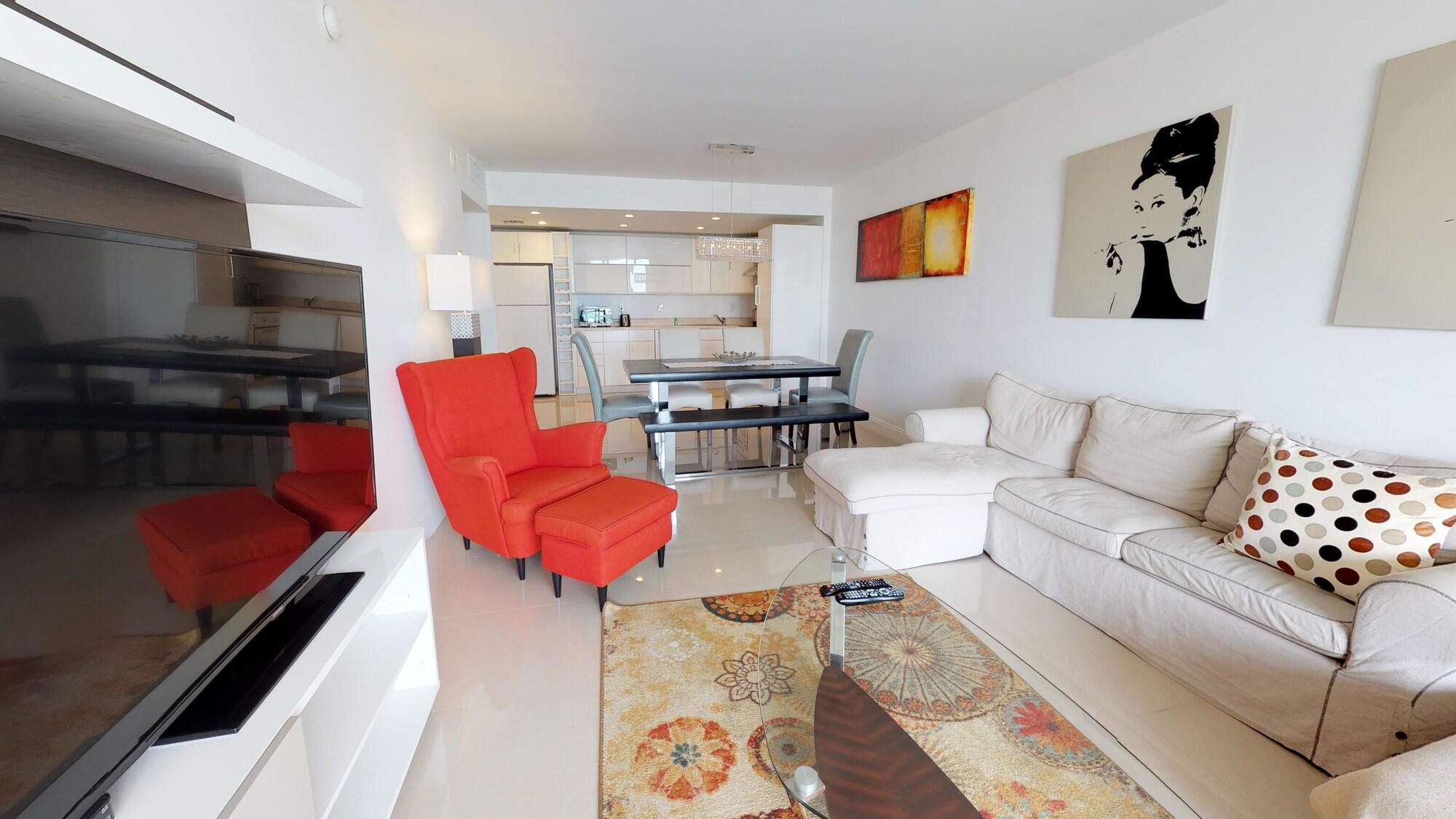 Ocean Reserve Sunny Isles Beach Exterior photo